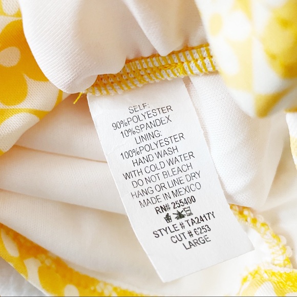 NWT Yellow & White 70’s Floral Print Ruched Cropped Camisole - Picture 9 of 11